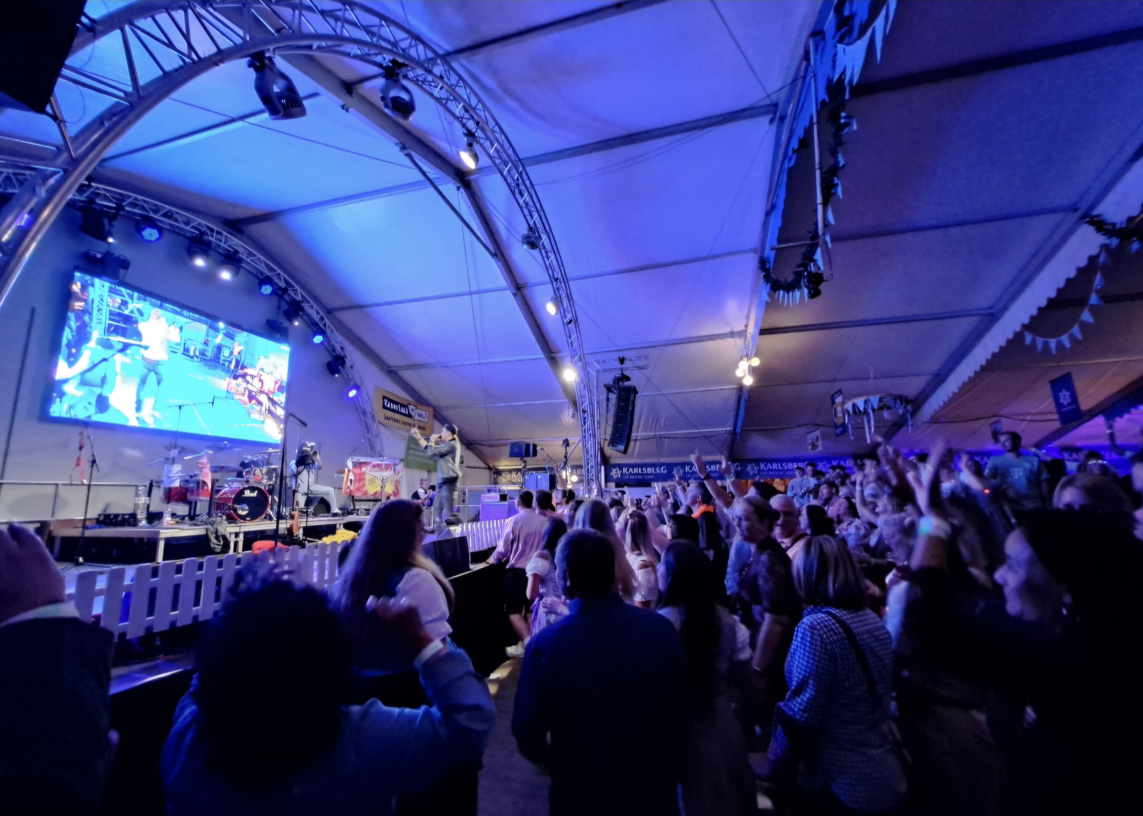 Oktoberfest Merzig 2026 – Festzelt und Live-Musik